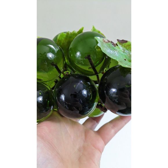 Large Green Lucite Grapes Bunch Vintage Decor Translucent Plastic - Picture 16 of 16